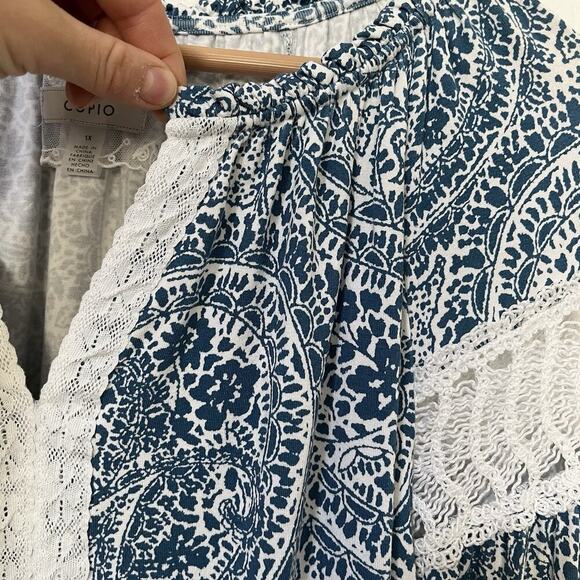 Cupio Womens Paisley Lace Trim Peasant Top Size 1X Blue Stretch Boho Cottage - Picture 8 of 9